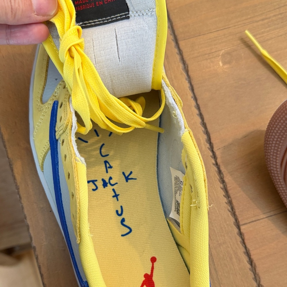 Travis Scott Yellow and Blue Sneakers - Picture 5 of 7